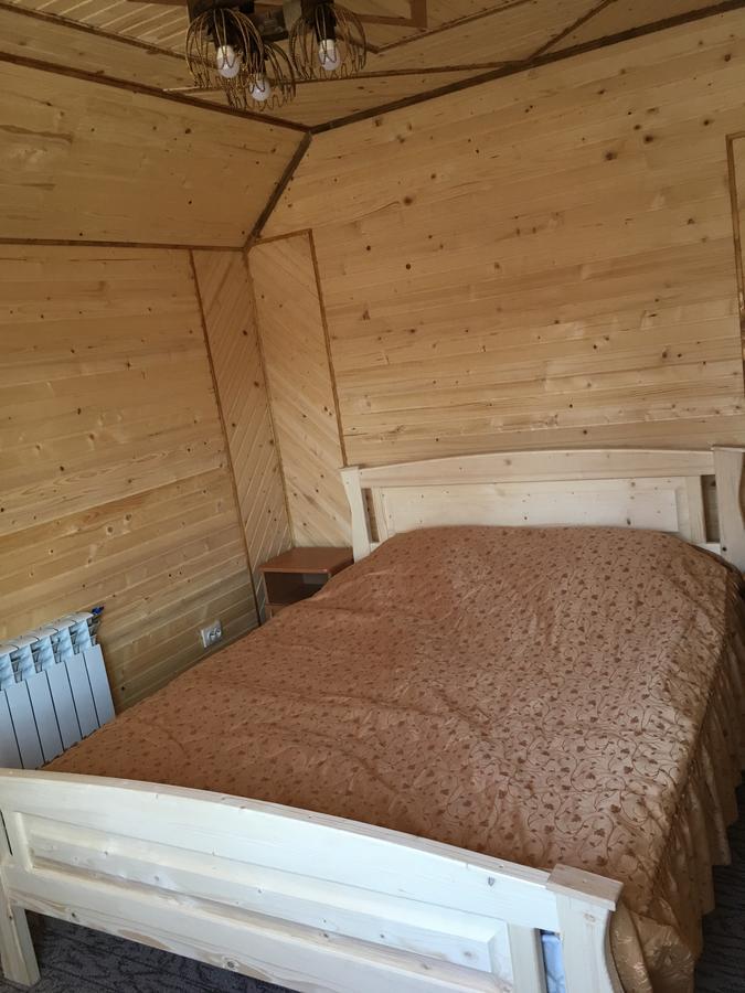 Lodge гостинний дім лелич